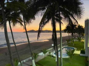 Bonito departamento a pie de playa en Manzanillo